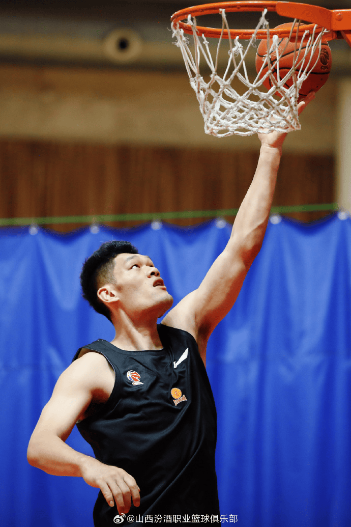 Mgp, 享球队日常