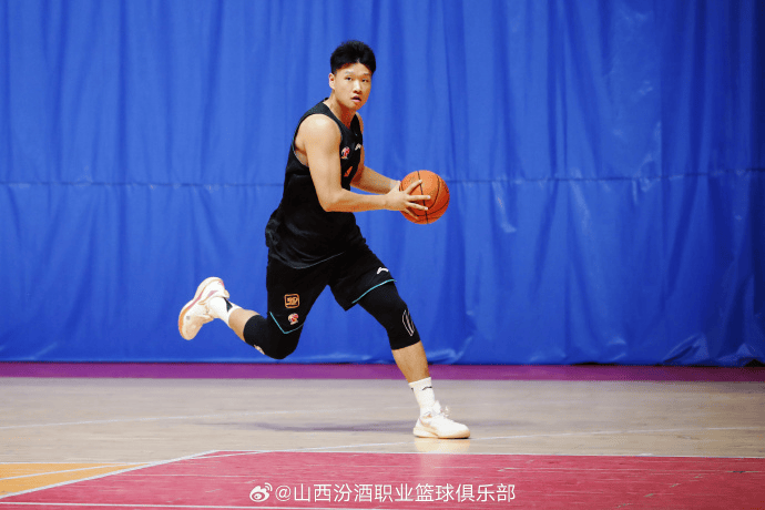 于米提和刘, alt