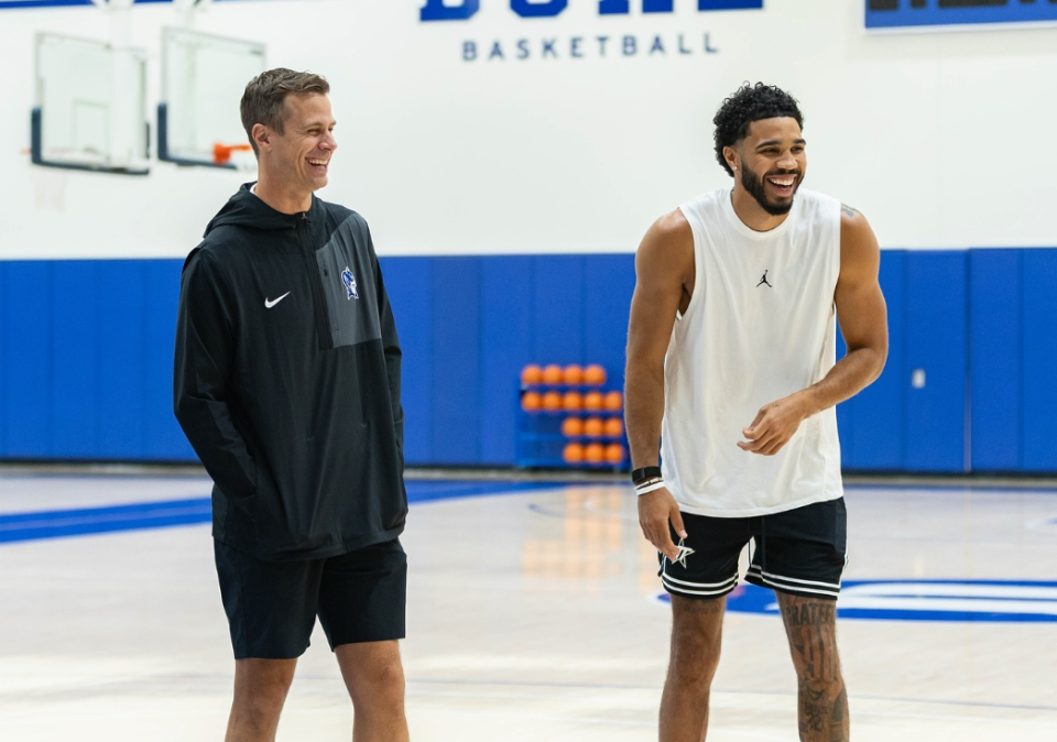 用查拉尼亚, 一个是塔图, 而且恢复后 用查拉尼亚, 一个是塔图, 而且恢复后